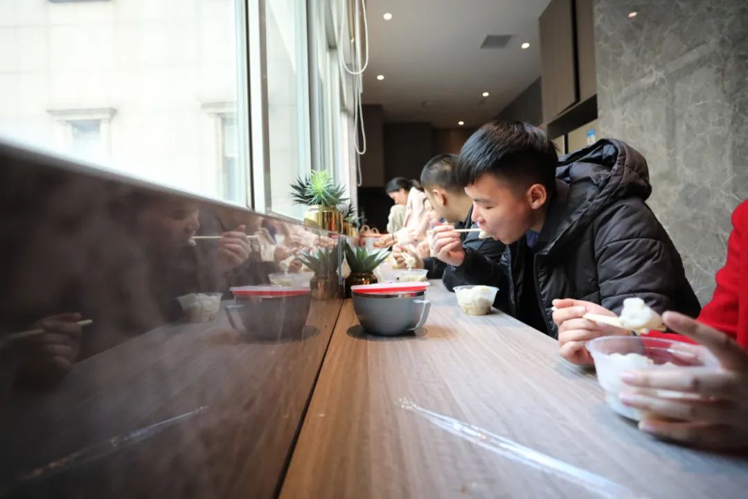 冬至丨溫暖如約而至，平安順遂！